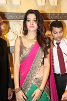 Diksha Panth at Joyalukkas International Jewellery Show Photos
